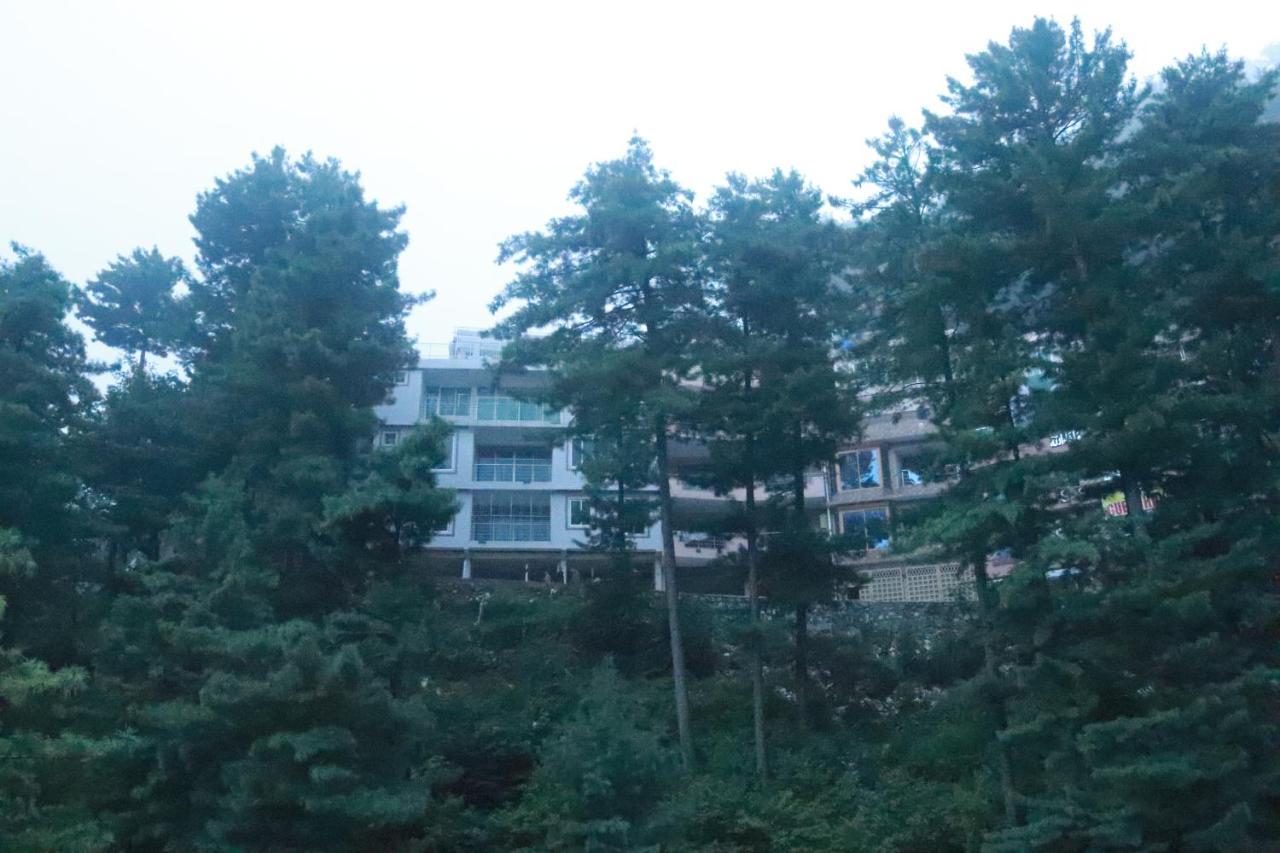 Shagufta Hotel Murree Islamabad Exterior photo